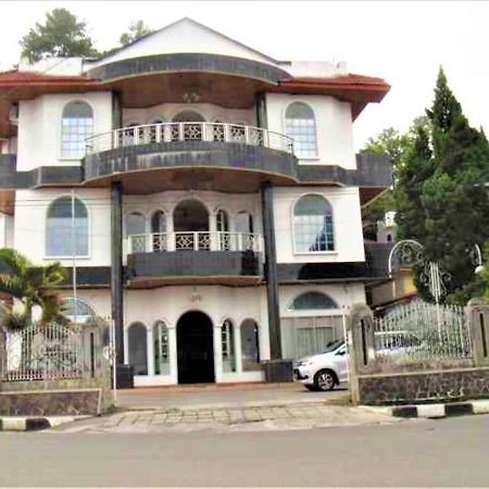 Hotel Asia Bukittinggi Extérieur photo