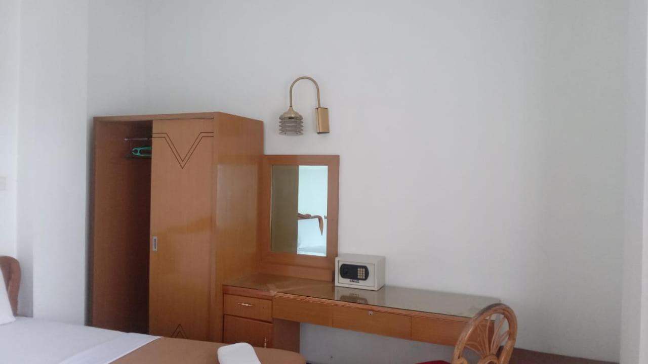 Hotel Asia Bukittinggi Extérieur photo