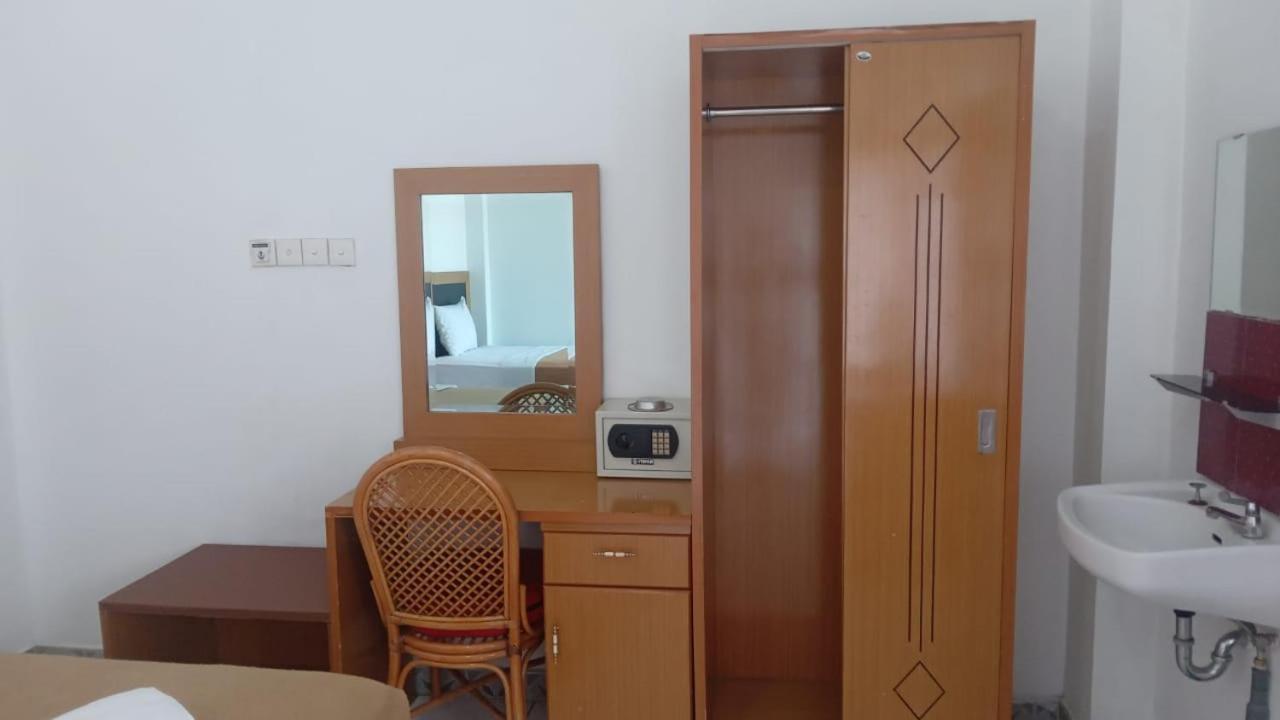 Hotel Asia Bukittinggi Extérieur photo