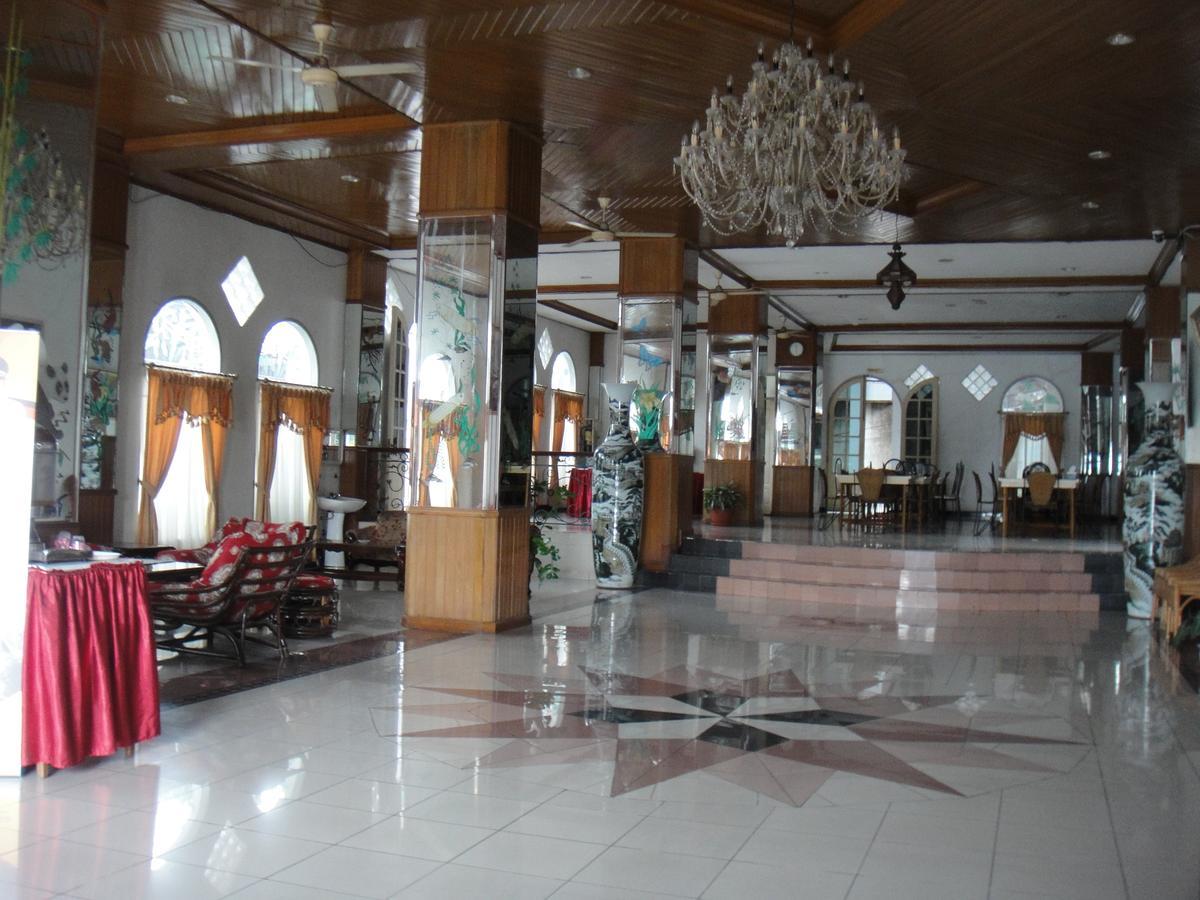 Hotel Asia Bukittinggi Extérieur photo